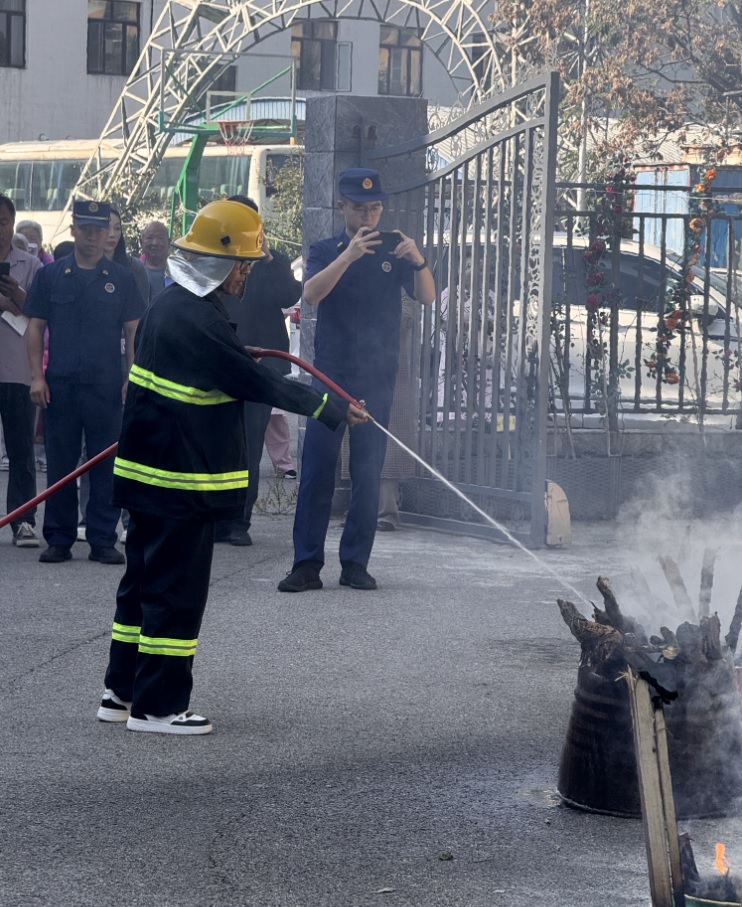 1759124255048031549.jpg 1759124255048031549.jpg